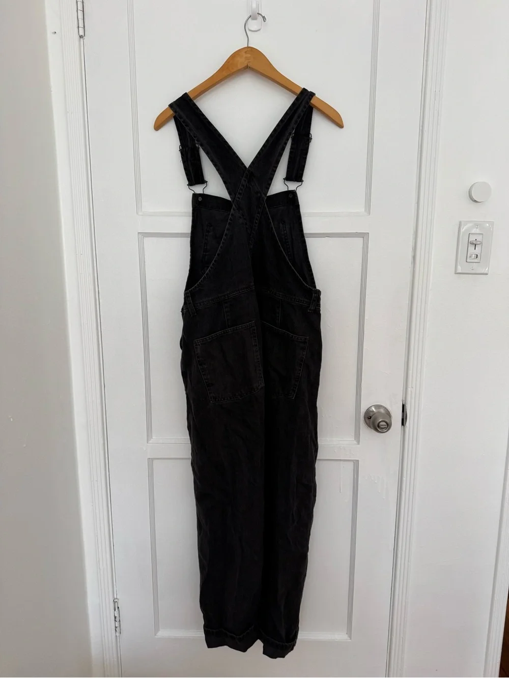 We The Free Ziggy Black Denim Overalls Free People - Picture 3 of 5